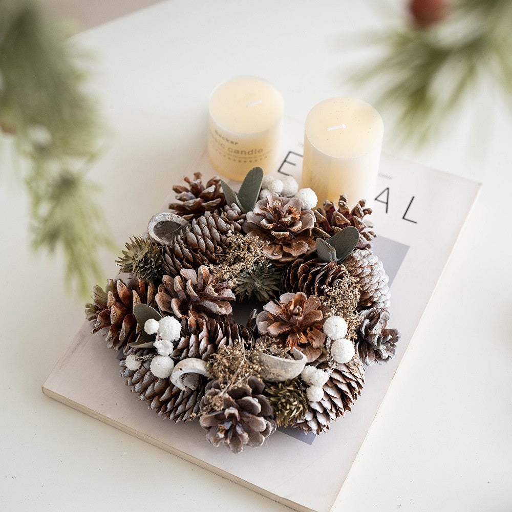 Guirlande de Noël en Rotin & Pommes de Pin – L’élégance naturelle pour votre table